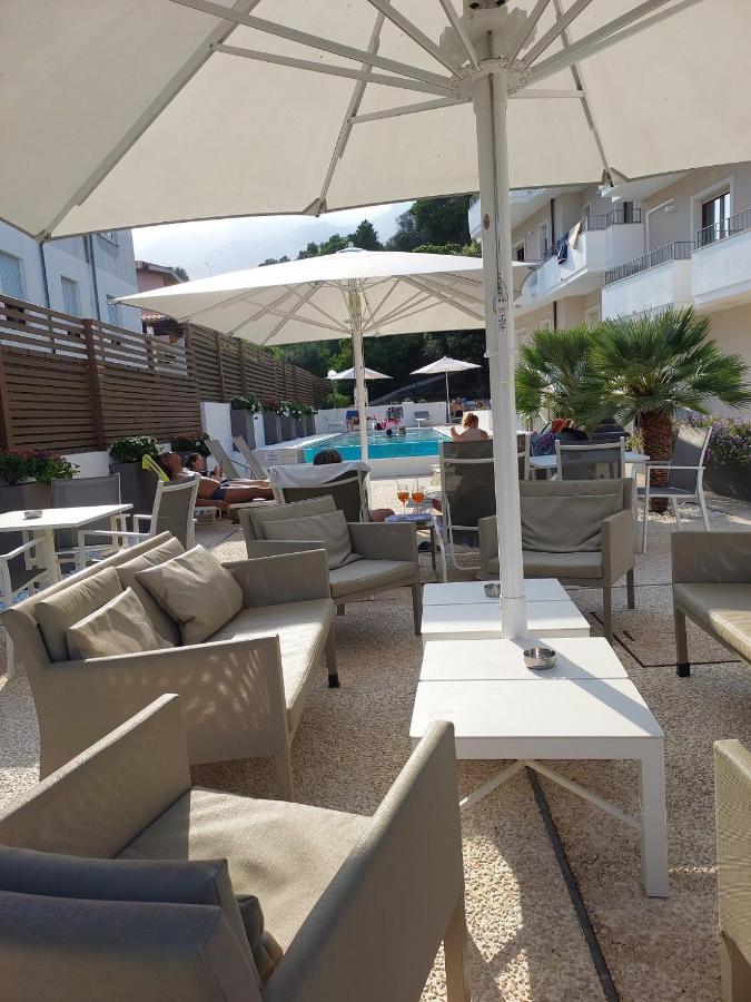 קאלה גונונה Hotel Nettuno מראה חיצוני תמונה