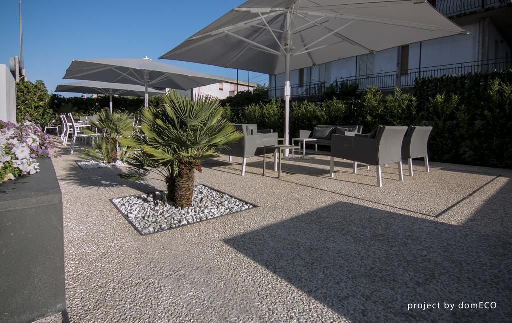 קאלה גונונה Hotel Nettuno מראה חיצוני תמונה