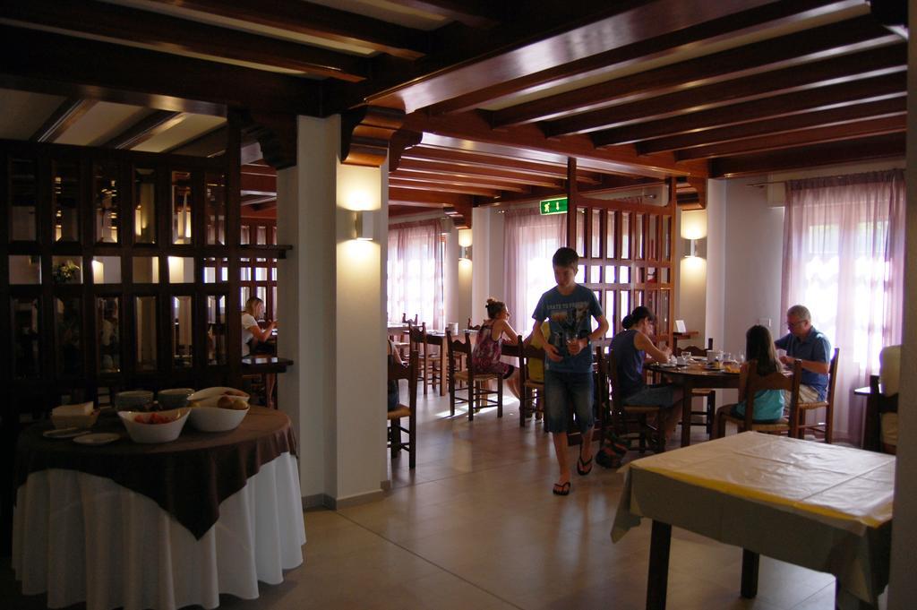 קאלה גונונה Hotel Nettuno מראה חיצוני תמונה