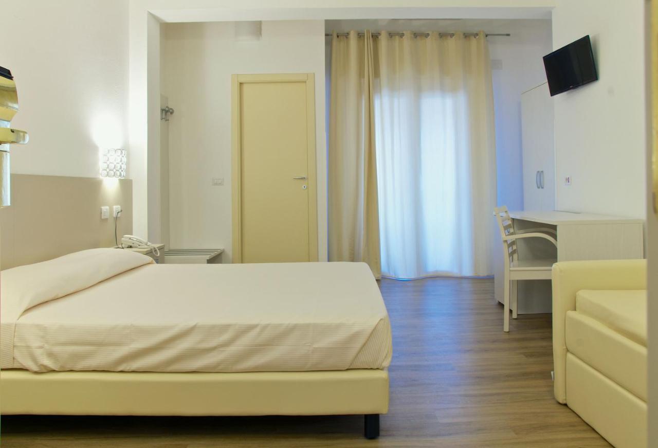 קאלה גונונה Hotel Nettuno חדר תמונה